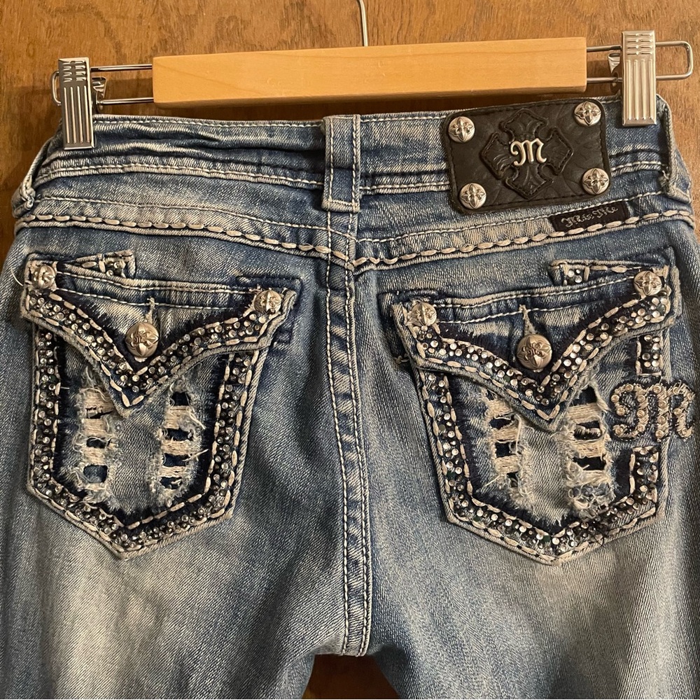 Miss Me Bling Pocket Capri Jeans Sz 27